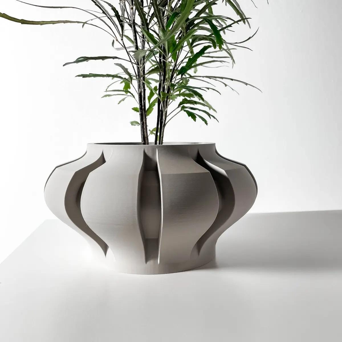 Aria Sculpt Planter