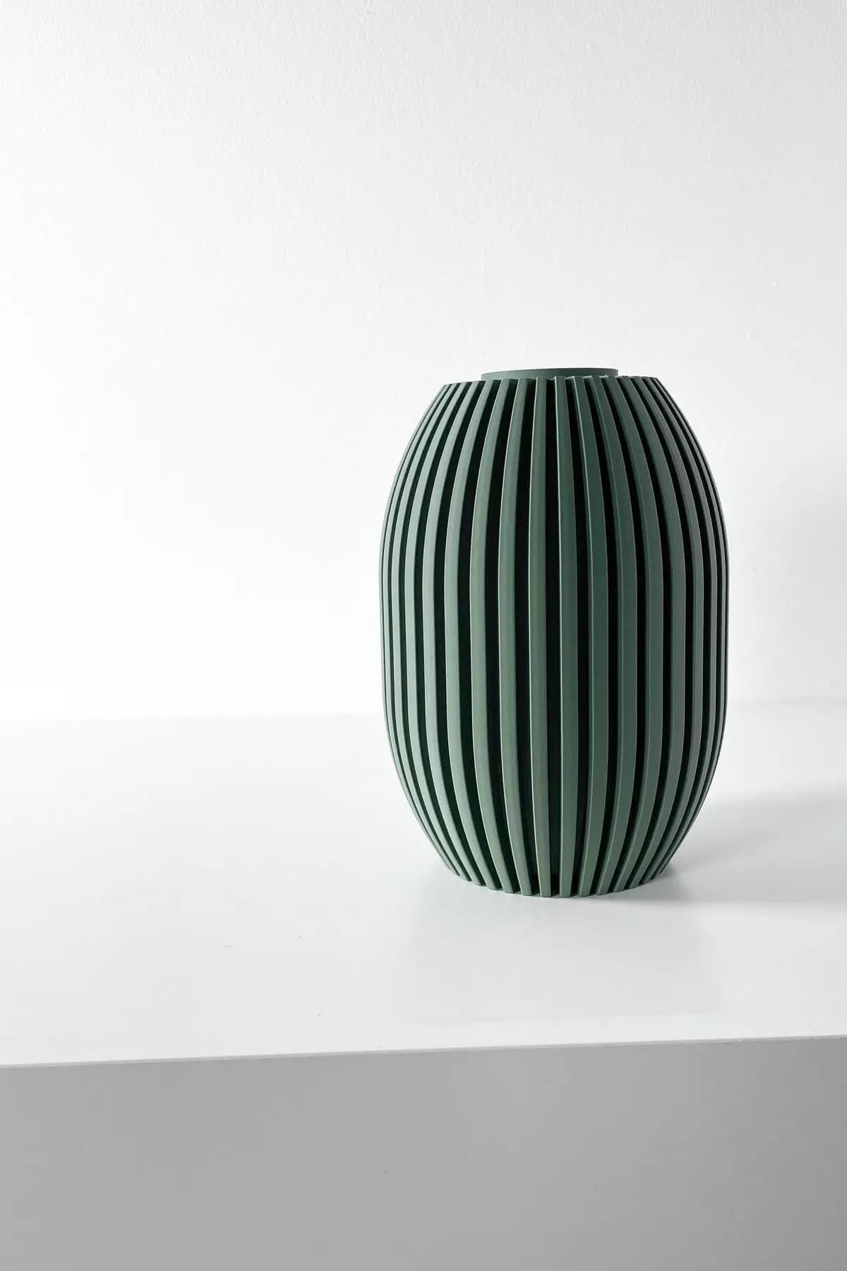 Strata Vase