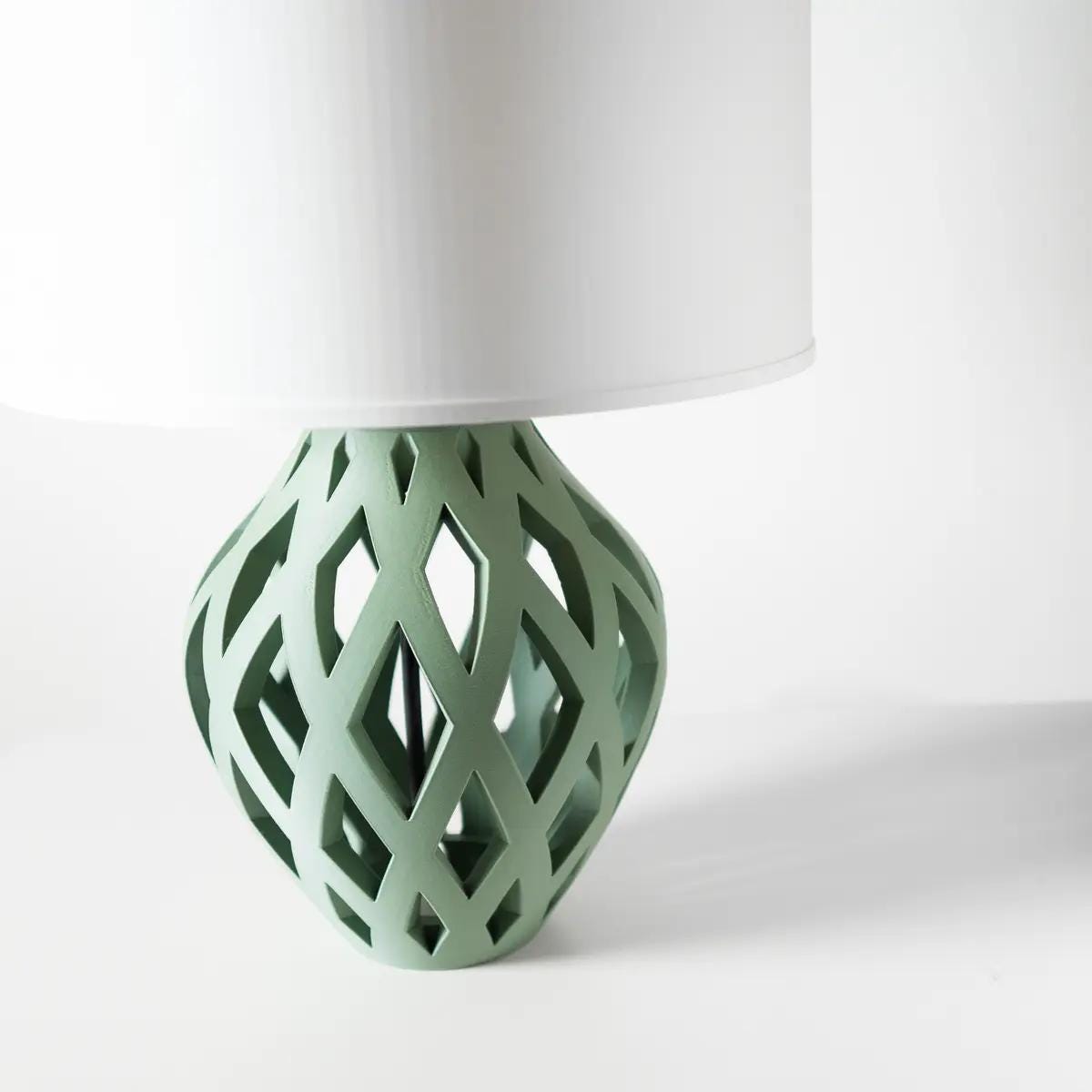 Willow Weave Lamp