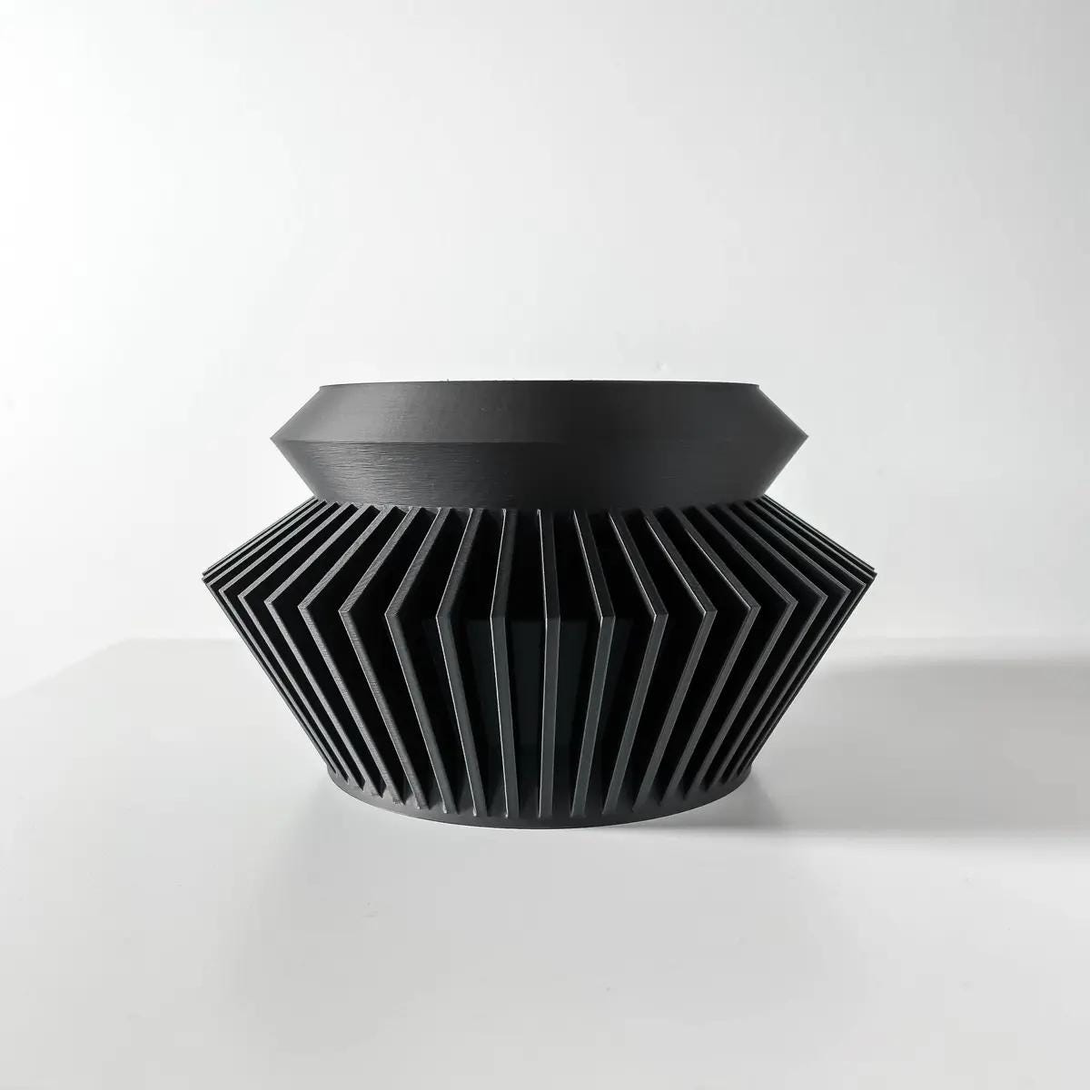 Quano- Modern 3D Printed Planter  Minimalist Indoor Plant Pot for Succulents, Cacti, and Small Plants  Unique Home Décor Gift, 4 5 6 inch